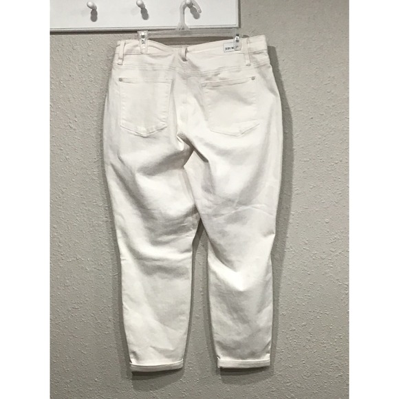 NWT Judy Blue Cheryl High Rise Cuffed Boyfriend White Denim Jeans 14W Stretch - Picture 7 of 8